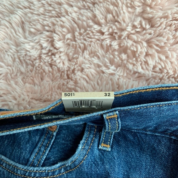 Levi’s 501 Original Shorts - Picture 5 of 9